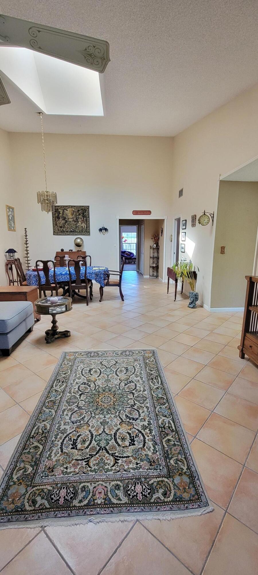 493 Southwest 28th Avenue Delray Beach, FL 33445 - Photo 11 of 48 20251120_110601