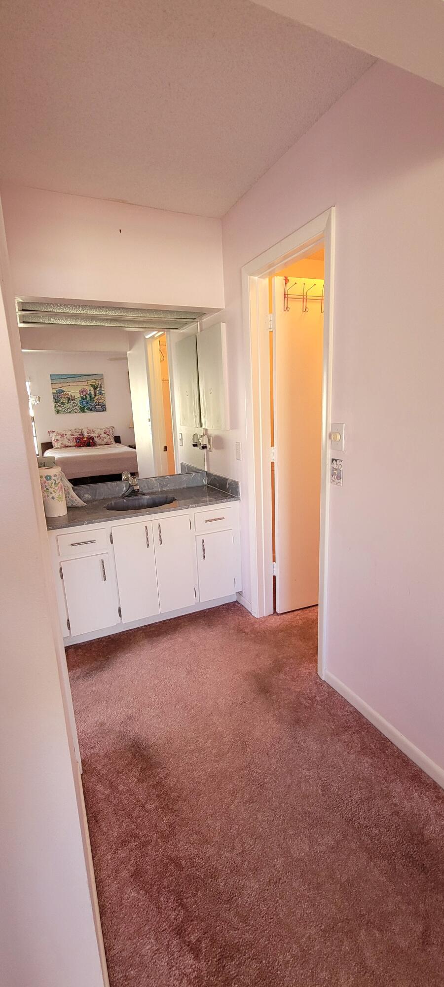 493 Southwest 28th Avenue Delray Beach, FL 33445 - Photo 22 of 48 20251120_110758