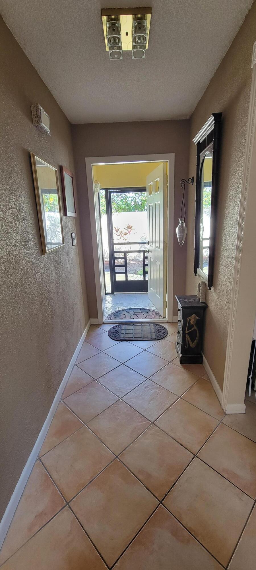 493 Southwest 28th Avenue Delray Beach, FL 33445 - Photo 8 of 48 20251120_110429