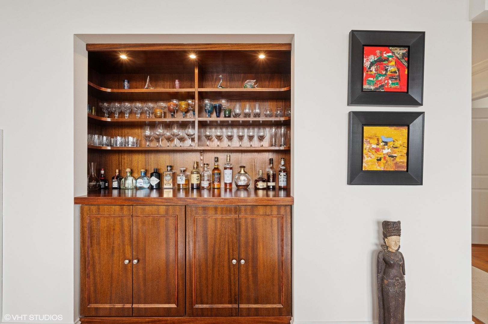 55 East Erie Street, Unit 3203 Chicago, IL 60611 - Photo 26 of 29