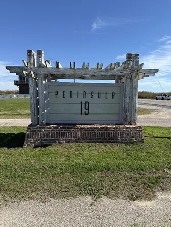 $1,050 | 1069 Joy, Port Bolivar, TX 77650