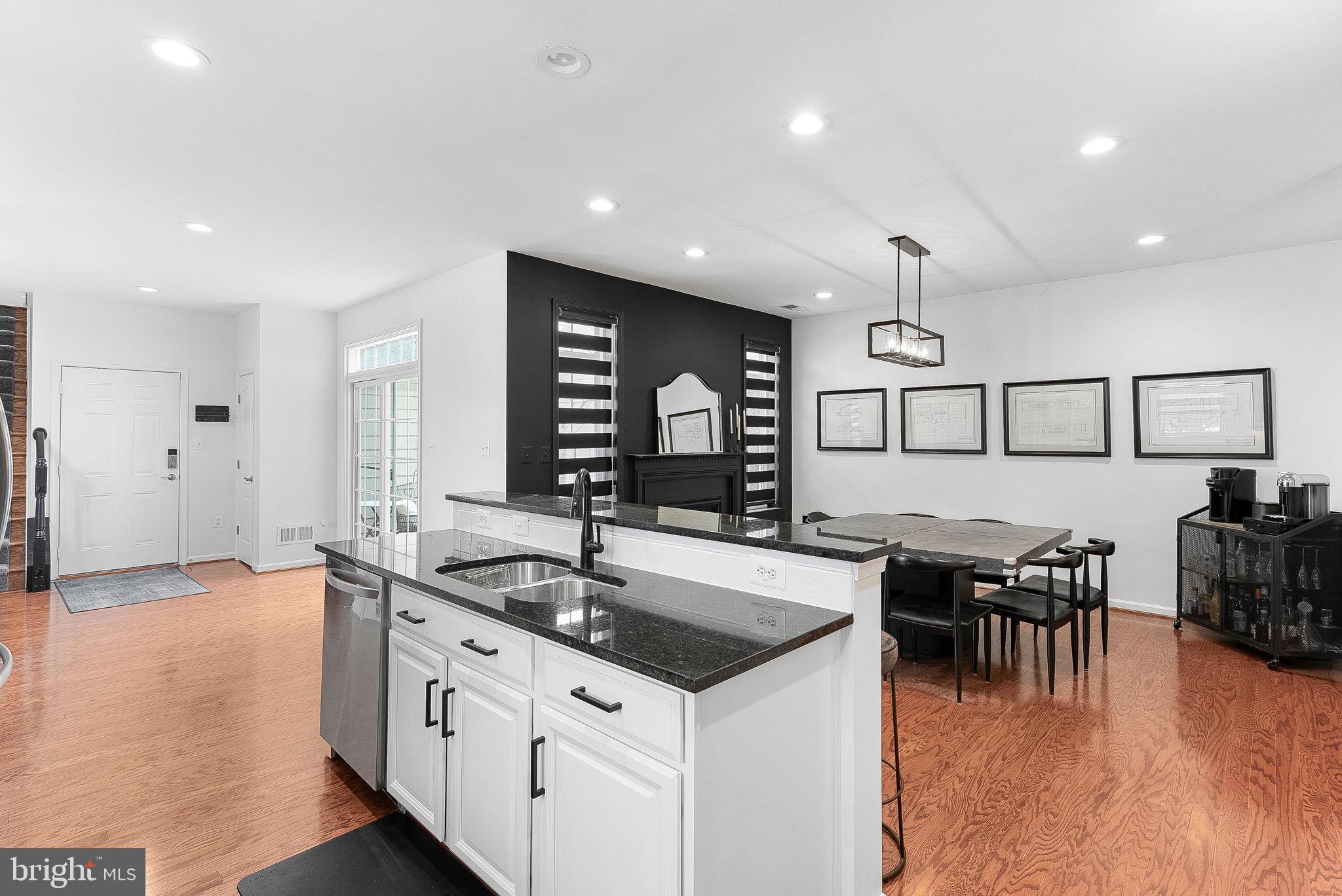 19404 Front Street Leesburg, VA 20176 - Photo 14 of 67