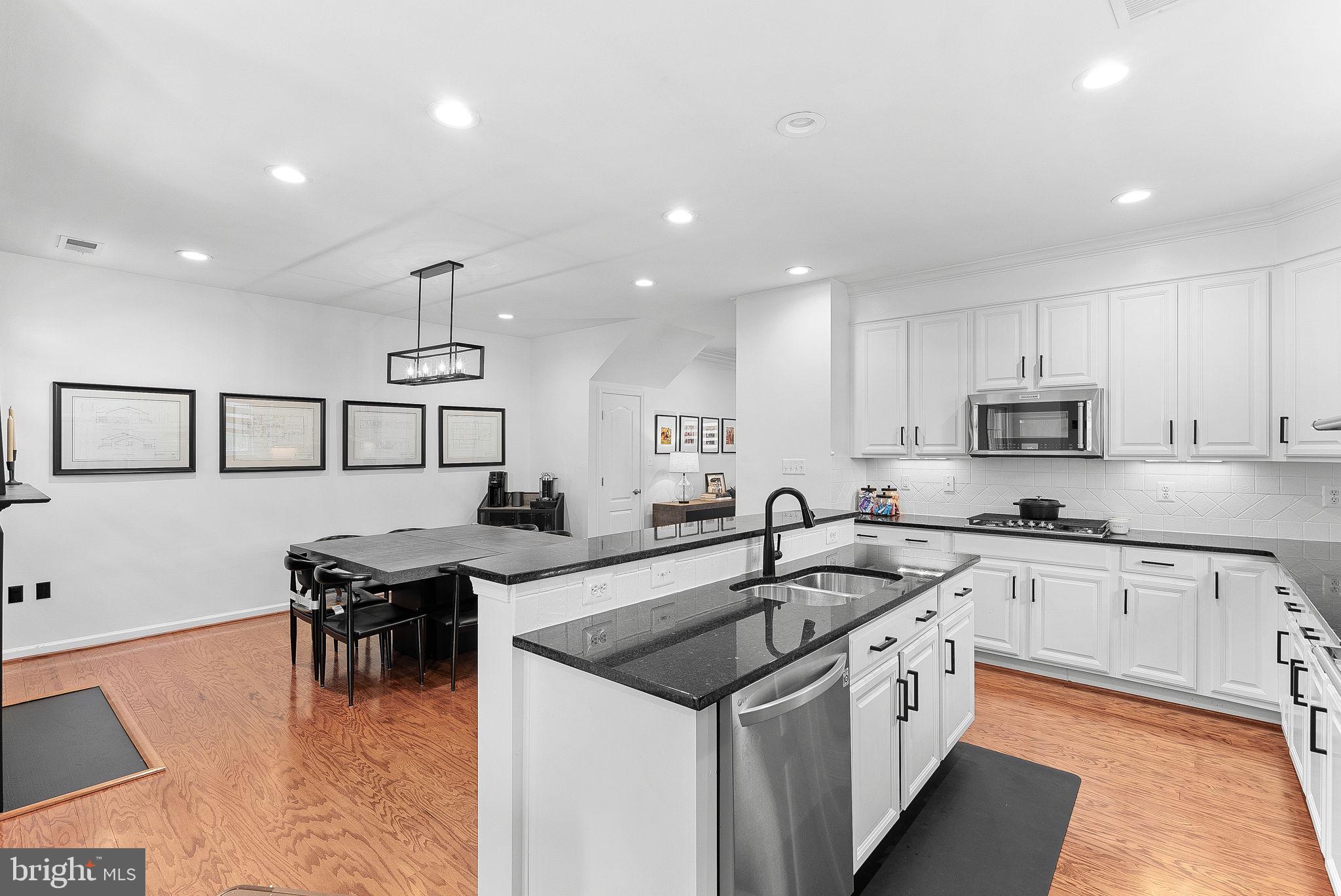 19404 Front Street Leesburg, VA 20176 - Photo 18 of 67