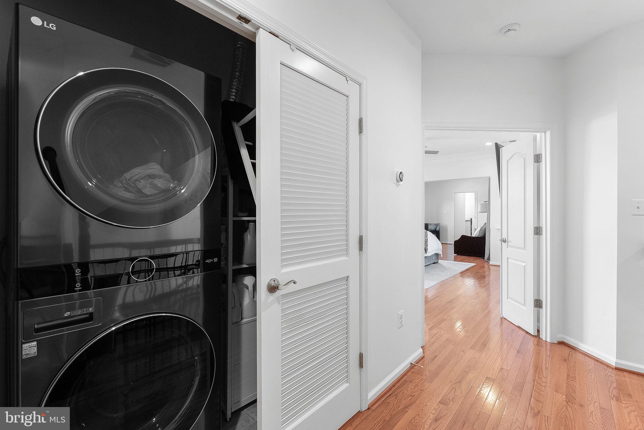 19404 Front Street Leesburg, VA 20176 - Photo 41 of 67 New Washer/Dryer