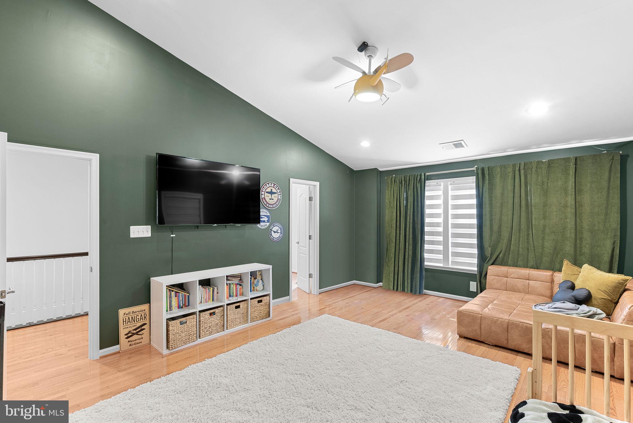 19404 Front Street Leesburg, VA 20176 - Photo 43 of 67