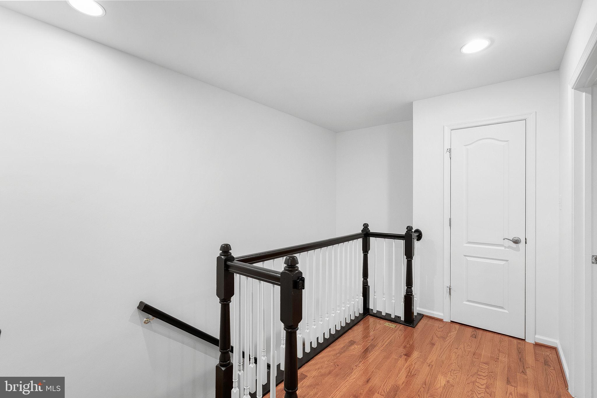 19404 Front Street Leesburg, VA 20176 - Photo 45 of 67 Hall View - 3rd Floor