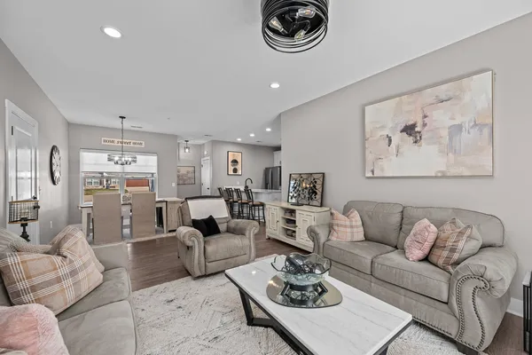 $269,900 | 3037 Shanes Way, Bettendorf, IA 52722