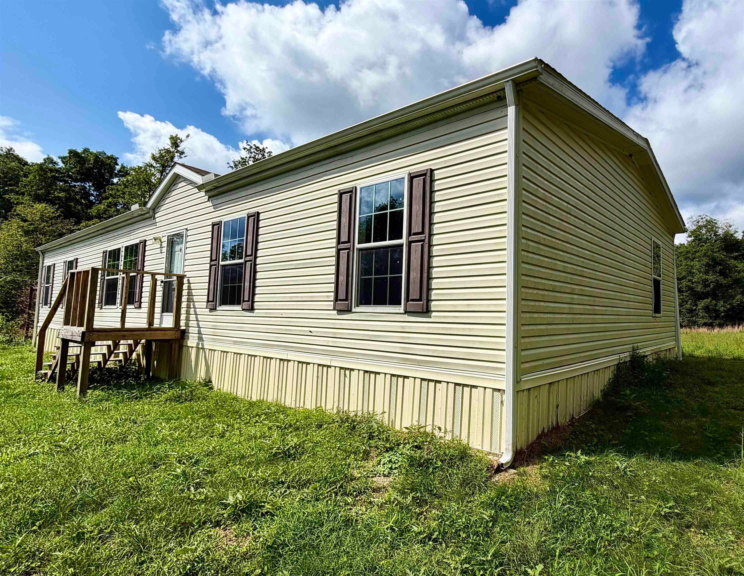 28 Margaret Road Mannington, WV 26582 - Photo 1 of 16 Gallery Image 1