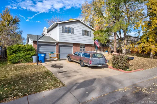 $500,000 | 7447 Newland Street, Arvada, CO 80003