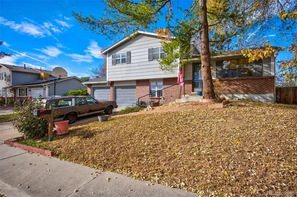 $500,000 | 7447 Newland Street, Arvada, CO 80003