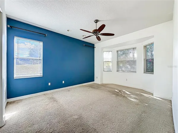 $289,900 | 916 Wolf Creek Street, Clermont, FL 34711