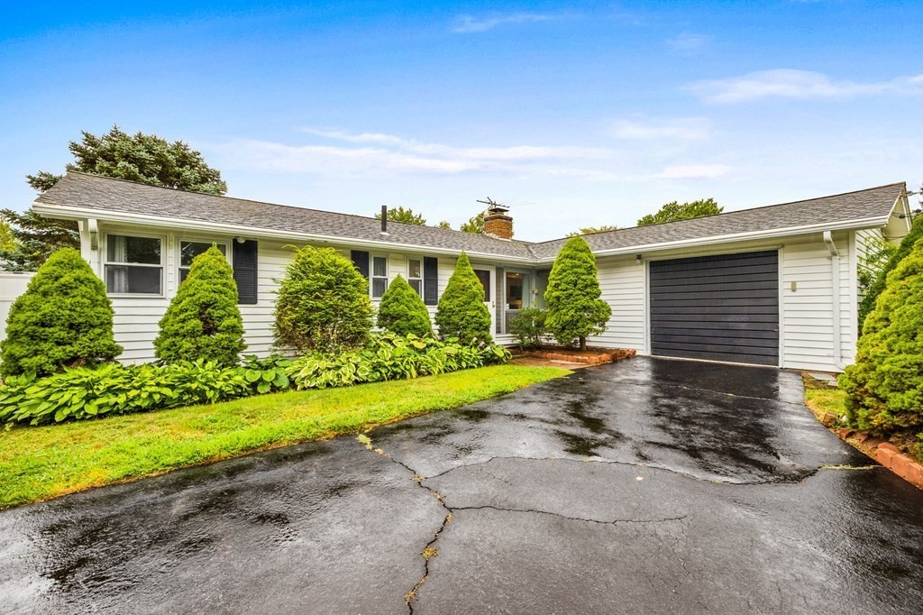 14 Rosslare Road Framingham, MA 01701 - Photo 1 of 32 Gallery Image 1