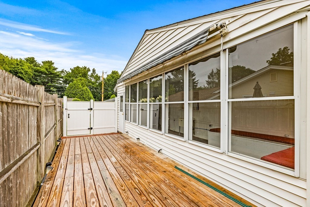 14 Rosslare Road Framingham, MA 01701 - Photo 27 of 32 Gallery Image 27