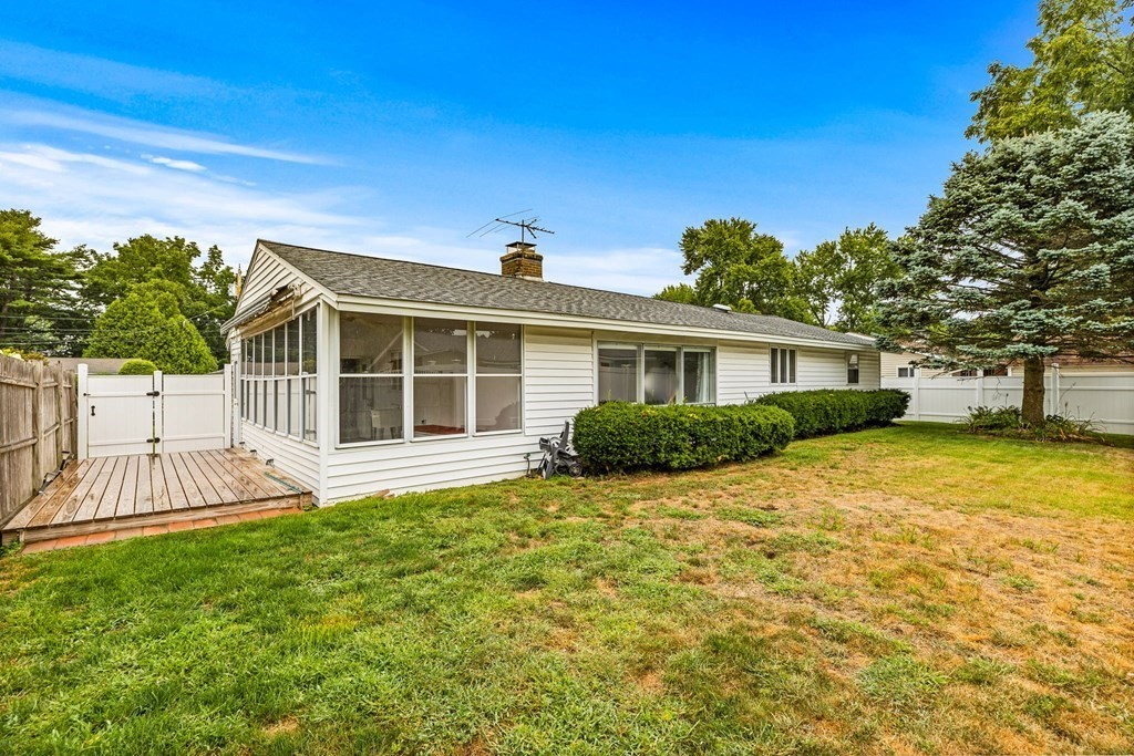 14 Rosslare Road Framingham, MA 01701 - Photo 28 of 32 Gallery Image 28