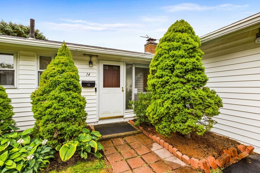 14 Rosslare Road Framingham, MA 01701 - Photo 31 of 32 Gallery Image 31