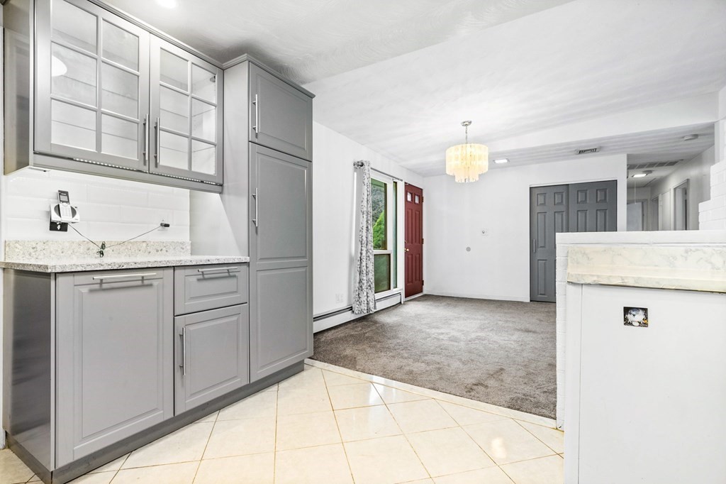 14 Rosslare Road Framingham, MA 01701 - Photo 7 of 32 Gallery Image 7