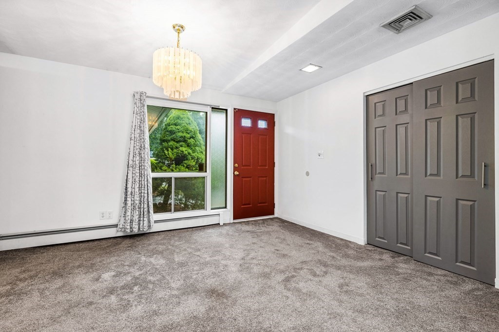 14 Rosslare Road Framingham, MA 01701 - Photo 10 of 32 Gallery Image 10