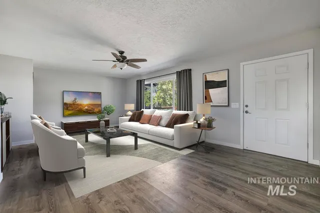 $689,999 | 2220 East 3762nd Street North, Filer, ID 83328