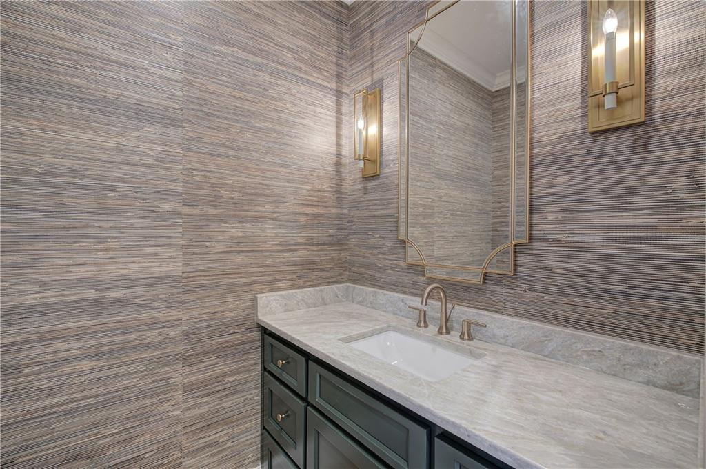 178 West Main Street, Unit 204 Cartersville, GA 30120 - Photo 17 of 25