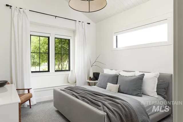 $877,000 | 8165 West Corinthia Street, Eagle, ID 83616