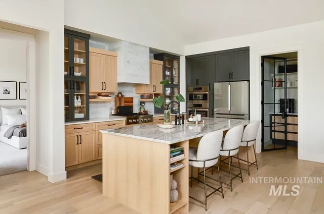 $877,000 | 8165 West Corinthia Street, Eagle, ID 83616