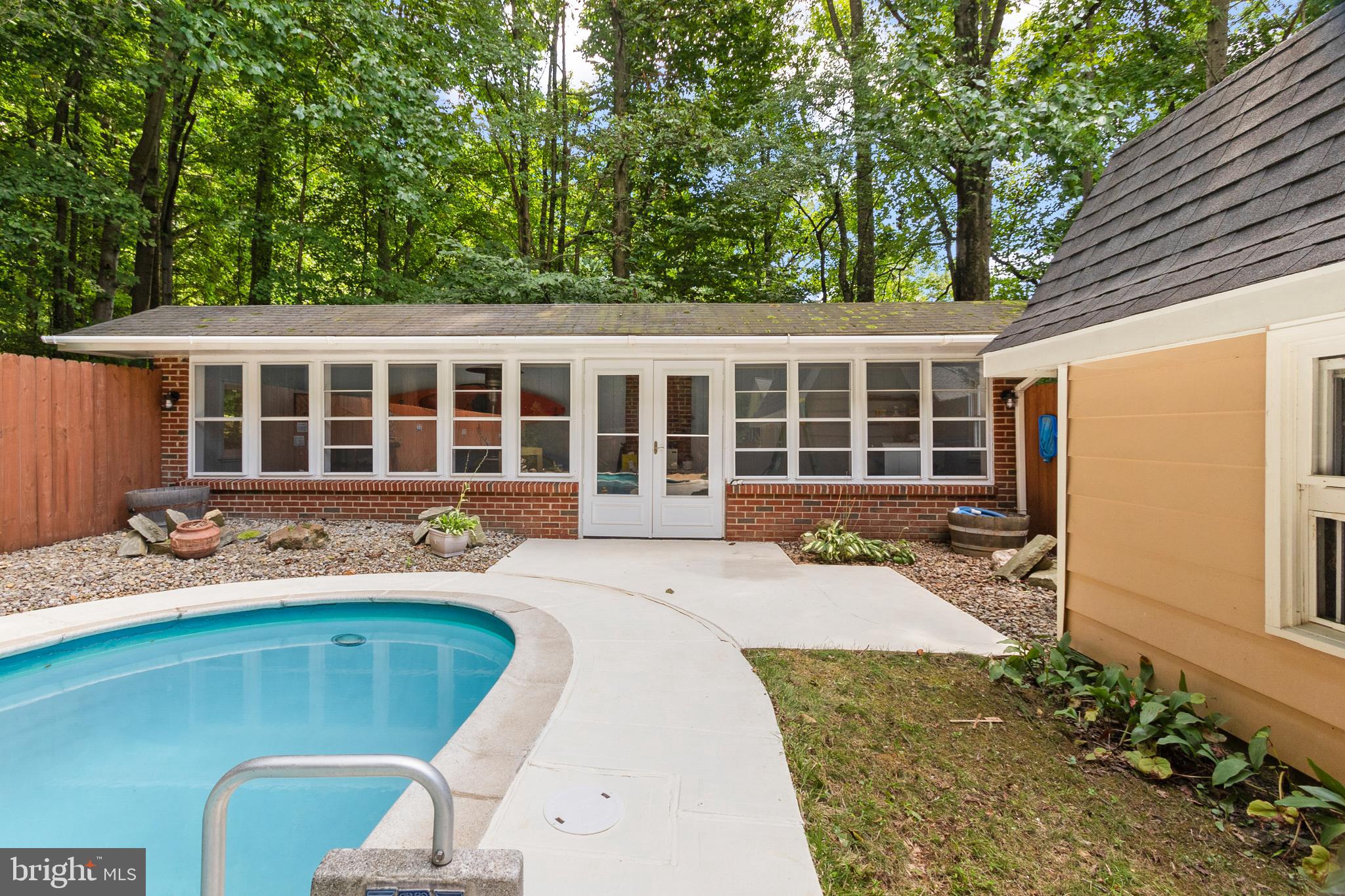 1604 Ironside Road Newark, DE 19702 - Photo 103 of 113 Pool House has electric