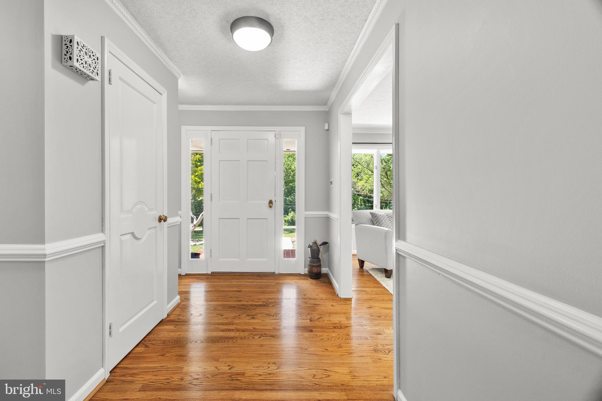 1604 Ironside Road Newark, DE 19702 - Photo 14 of 113 Looking to front doors