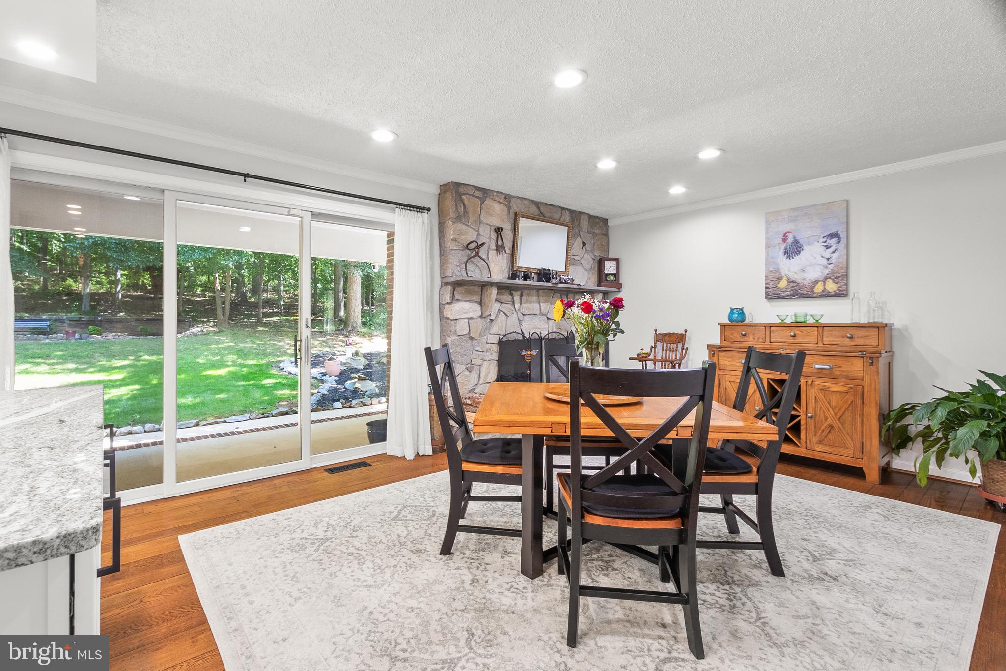 1604 Ironside Road Newark, DE 19702 - Photo 26 of 113 Three panel sliding doors to back yard