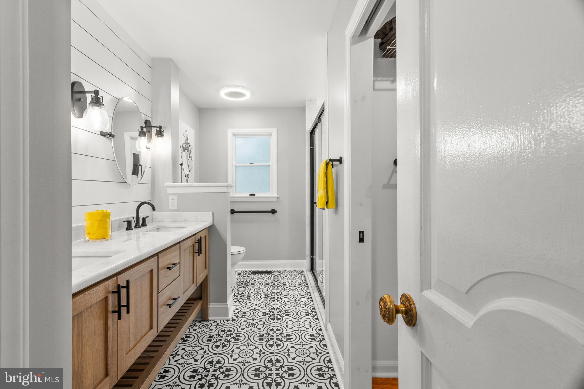 1604 Ironside Road Newark, DE 19702 - Photo 43 of 113 Main Hall Full Bath