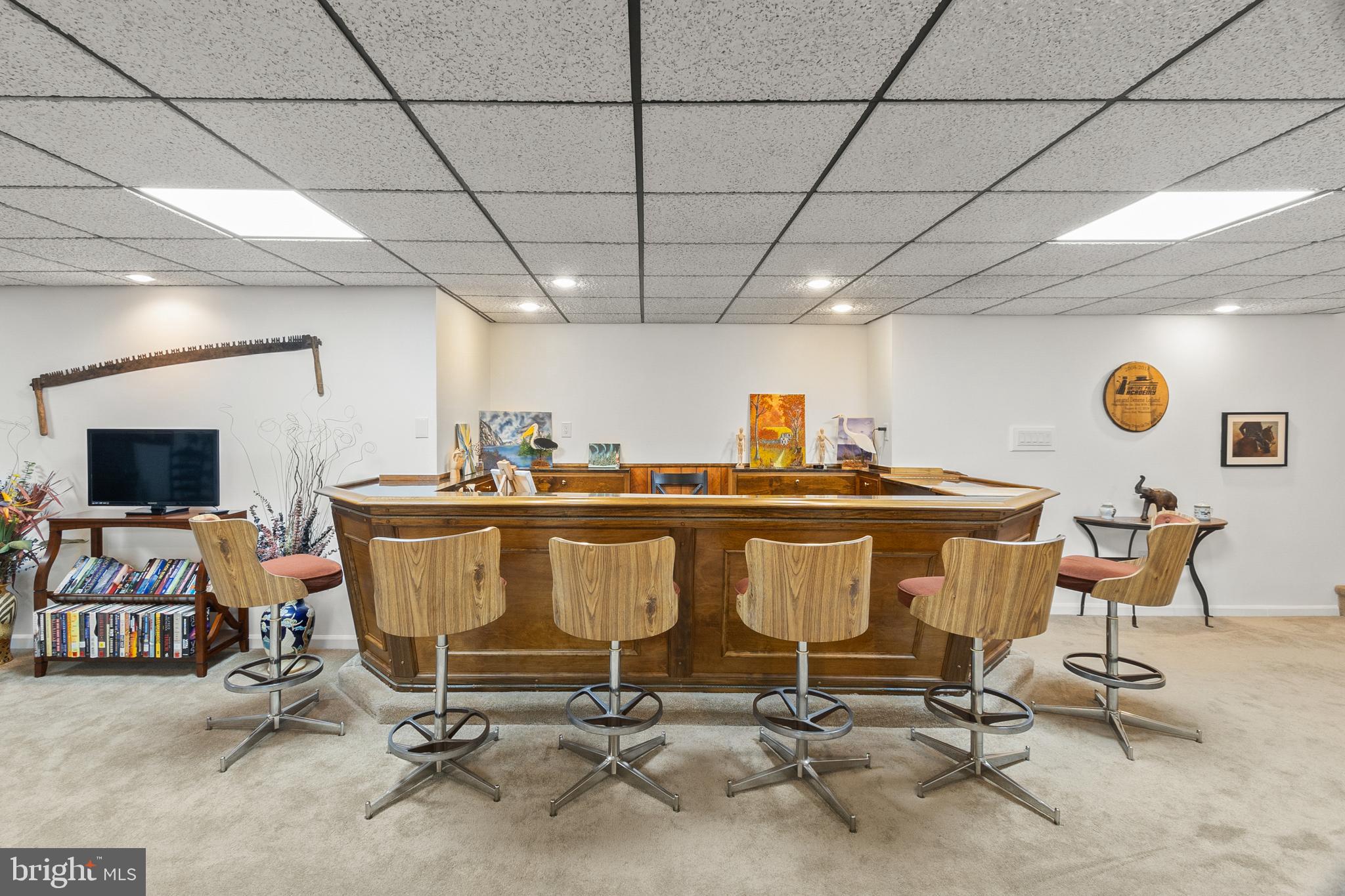 1604 Ironside Road Newark, DE 19702 - Photo 66 of 113 Chairs will stay with bar