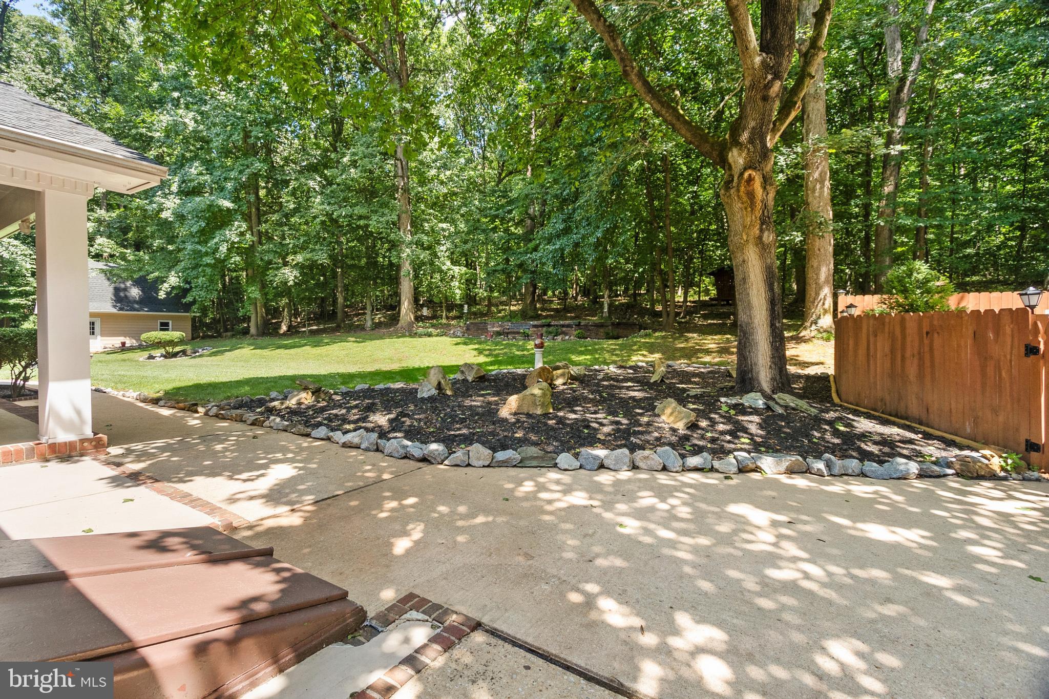 1604 Ironside Road Newark, DE 19702 - Photo 98 of 113 Paver'd walkway to pool