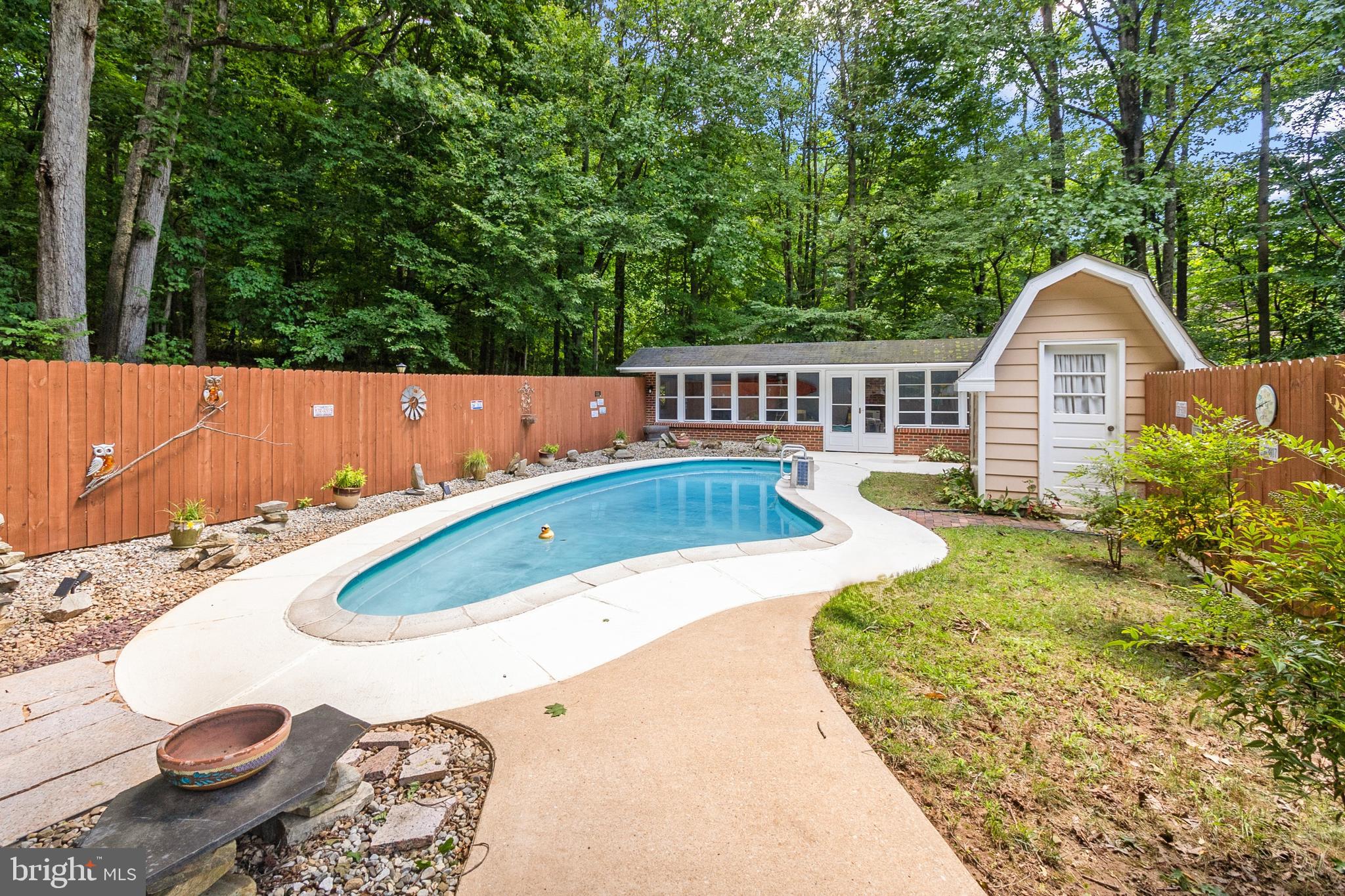 1604 Ironside Road Newark, DE 19702 - Photo 100 of 113 Heated pool, Pool house and Pump house