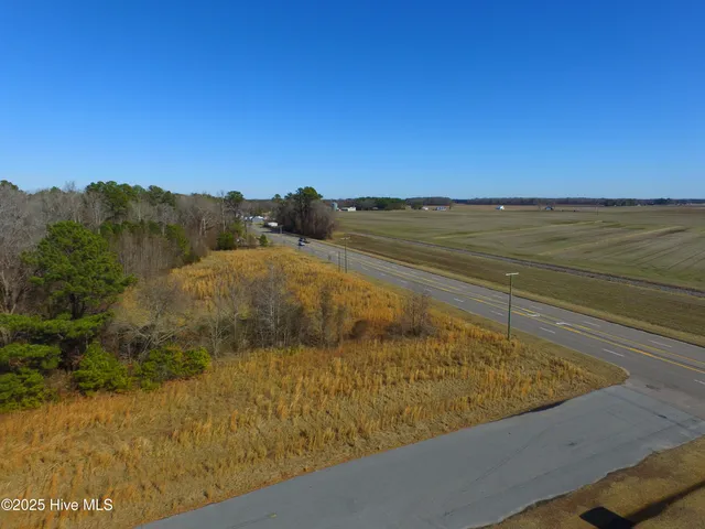 $300,000 | 192 Us 158, Camden, NC 27921