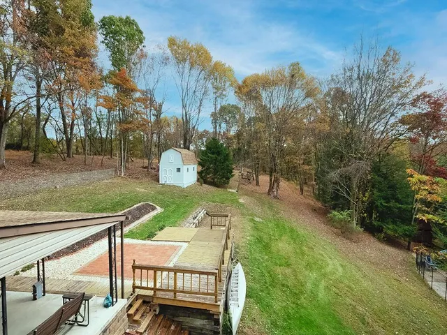 $324,900 | 1749 Washington Road, Apollo, PA 15613