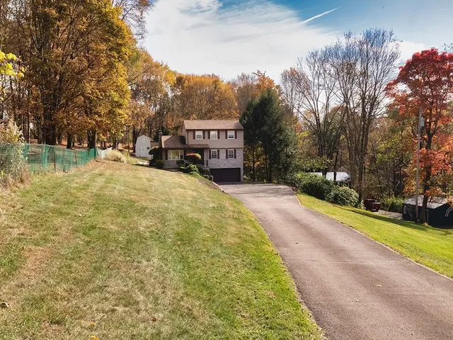 $324,900 | 1749 Washington Road, Apollo, PA 15613