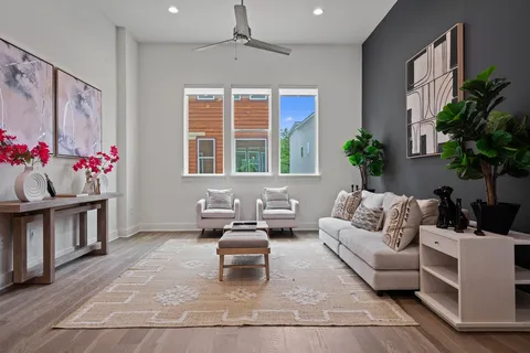 $685,000 | 2505 Bluebonnet Lane, Unit 4, Austin, TX 78704