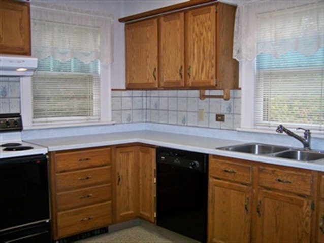 140 West Kent Road Duluth, MN 55812 - Photo 8 of 16 Gallery Image 8