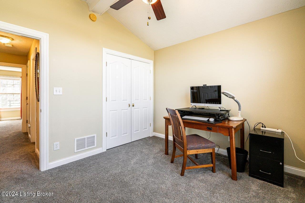 124 Silverview Road Smithfield, KY 40068 - Photo 42 of 70 124 Silverview Rd-56