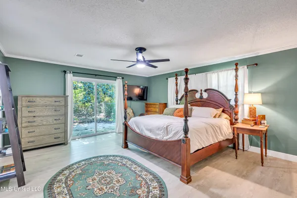 $1,975 | 12379 Cypress Drive, Gulfport, MS 39503