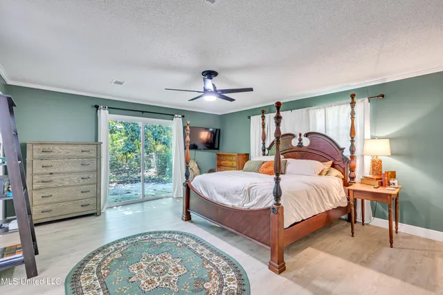 $1,975 | 12379 Cypress Drive, Gulfport, MS 39503