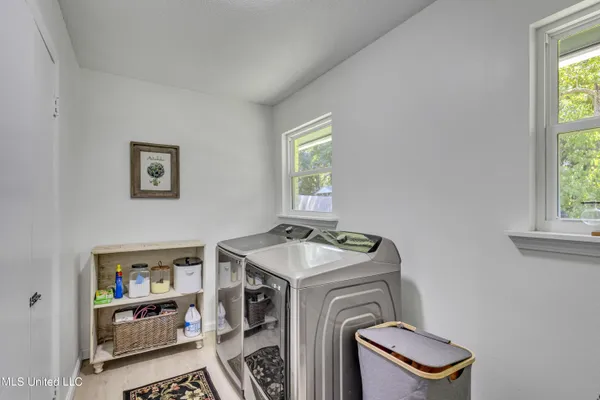 $1,975 | 12379 Cypress Drive, Gulfport, MS 39503
