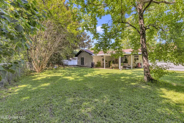 $1,975 | 12379 Cypress Drive, Gulfport, MS 39503