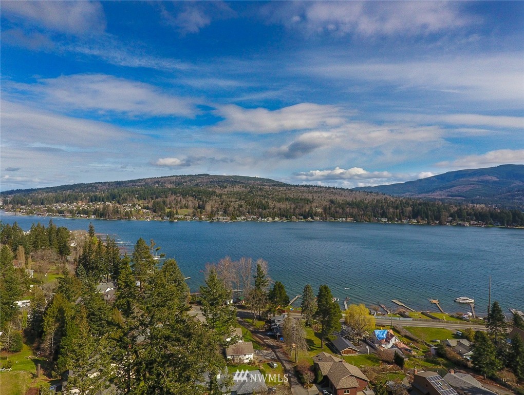 4708 Fir Tree Way Bellingham, WA 98229 - Photo 1 of 24 Gallery Image 1