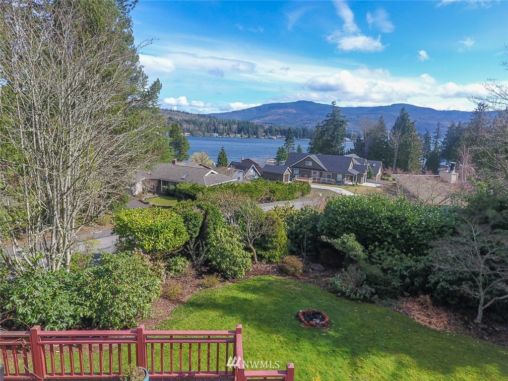 4708 Fir Tree Way Bellingham, WA 98229 - Photo 6 of 24 Gallery Image 6