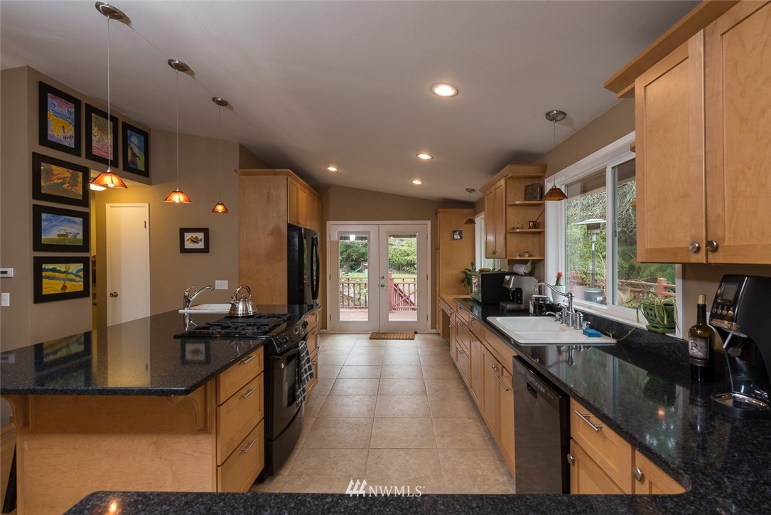 4708 Fir Tree Way Bellingham, WA 98229 - Photo 7 of 24 Gallery Image 7