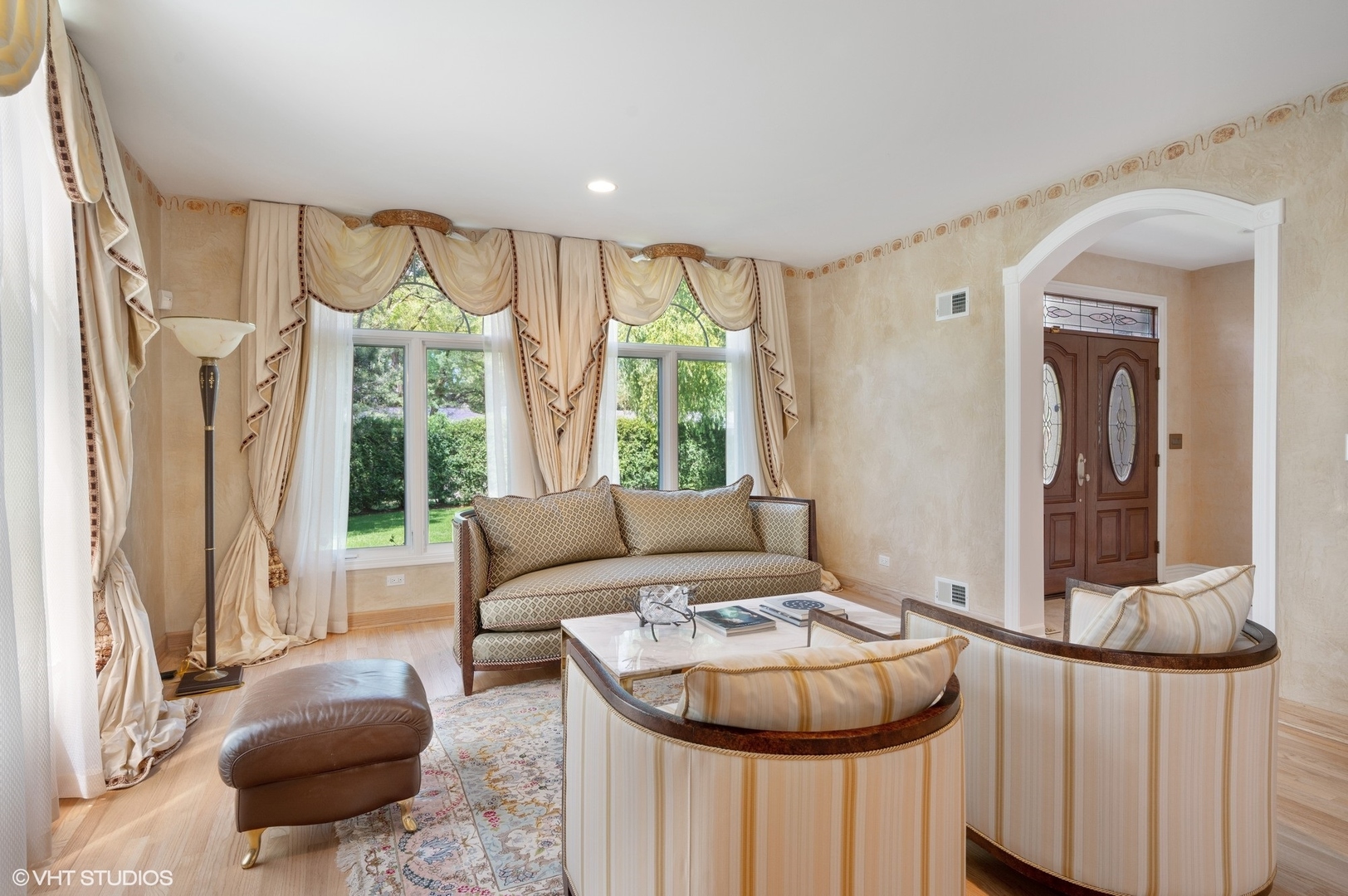 1437 Sunset Ridge Road Glenview, IL 60025 - Photo 14 of 34