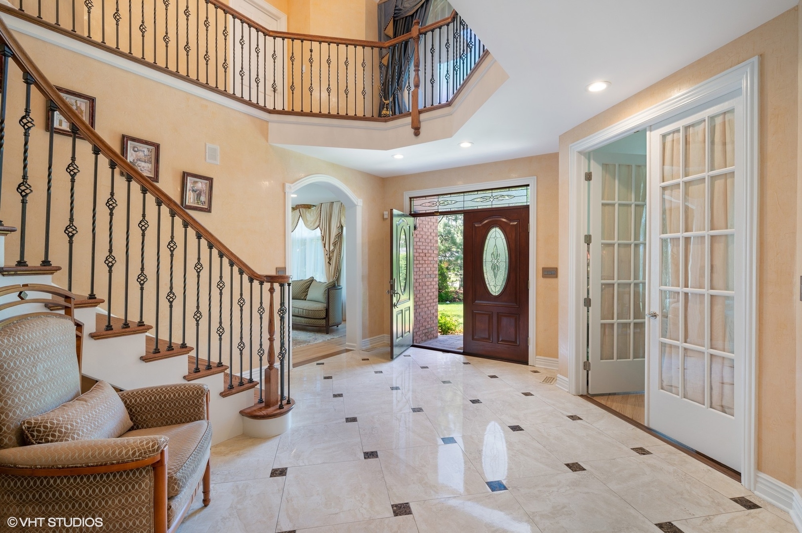 1437 Sunset Ridge Road Glenview, IL 60025 - Photo 4 of 34