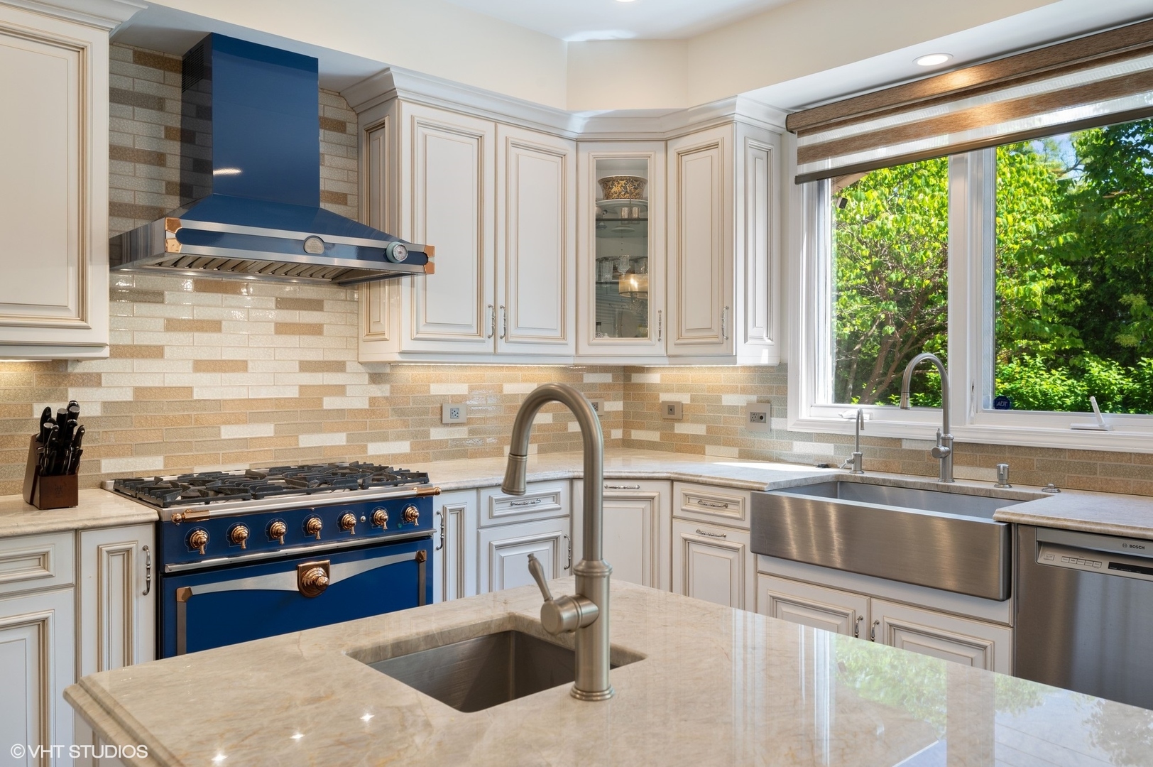 1437 Sunset Ridge Road Glenview, IL 60025 - Photo 7 of 34