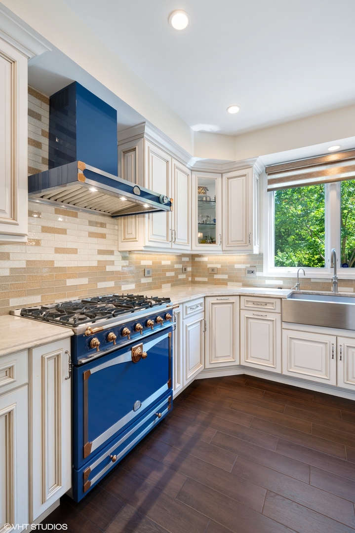 1437 Sunset Ridge Road Glenview, IL 60025 - Photo 10 of 34