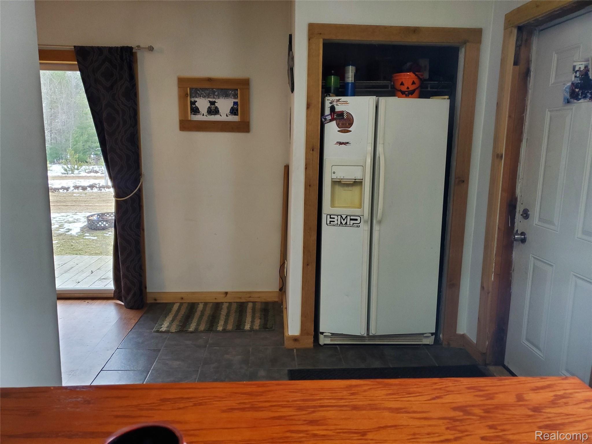 2225 South 29 Road Cadillac, MI 49601 - Photo 6 of 25 20211202_110734.jpg